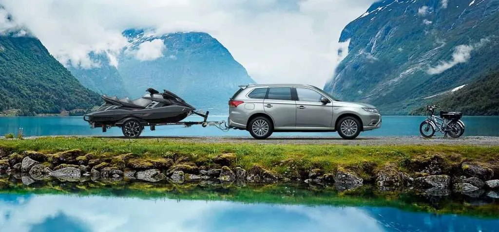 phev peralex Brand New Car Mitsubishi Bangladesh Brand New Outlander PHEV Mitsubishi Bangladesh